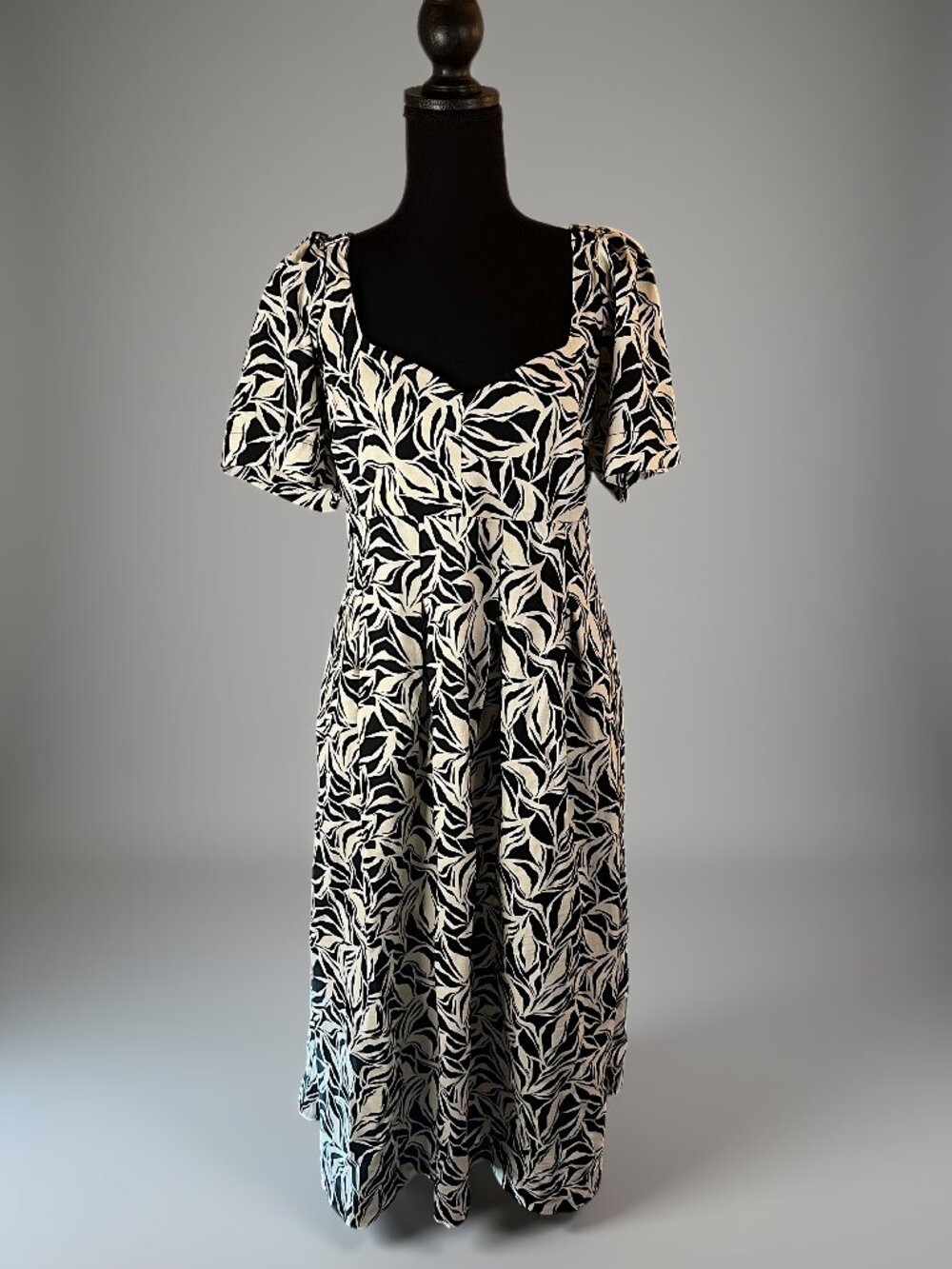 A New Day Black Cream Leaf Print Midi Dress Size 12 Cotton Blend